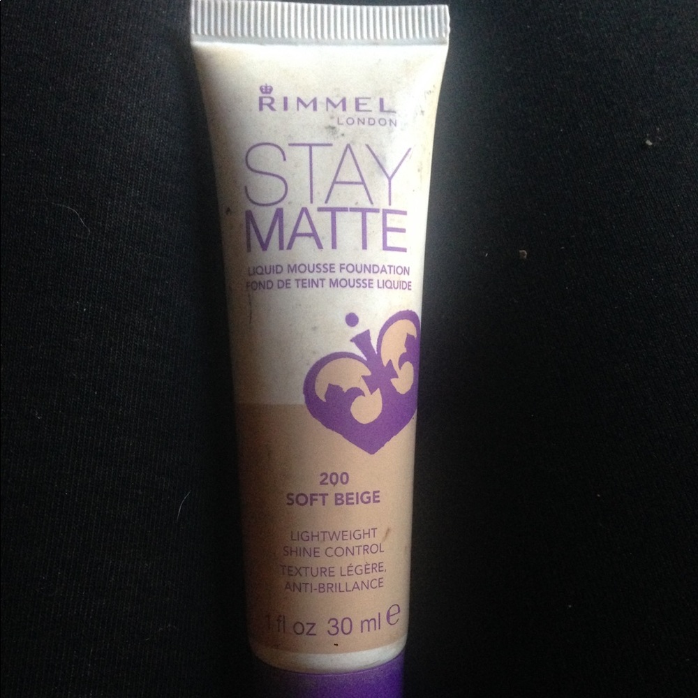 Rimmel Stay Matte Foundation